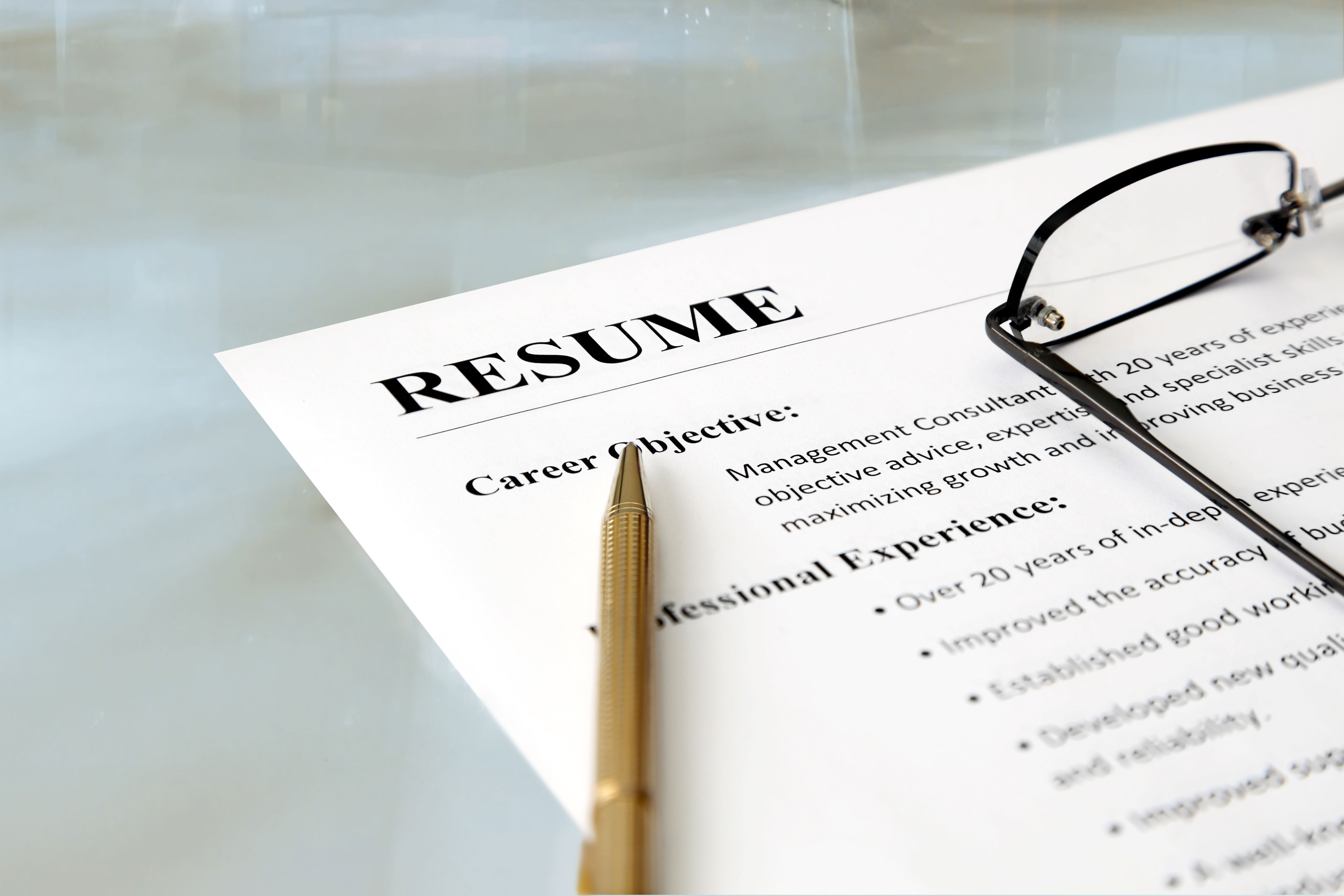Dealing with an Employment Gap on Your Resume